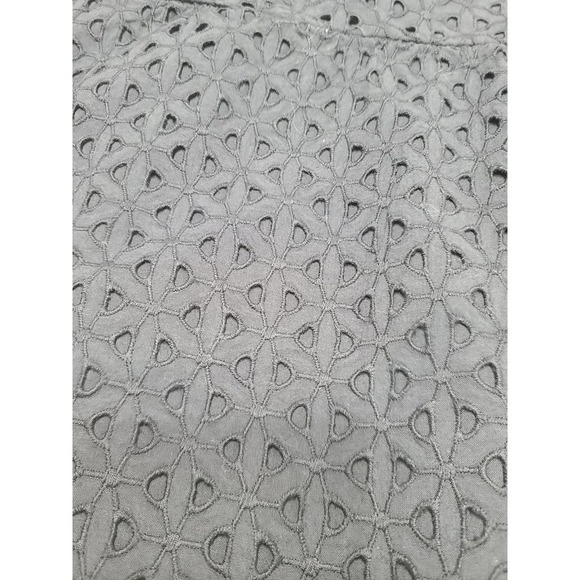 Lane Bryant navy eyelet peplum sleeveless top size 28 - Picture 8 of 8